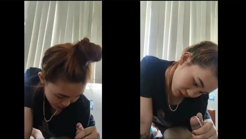 Em mân mê nâng niu nhẹ nhàng